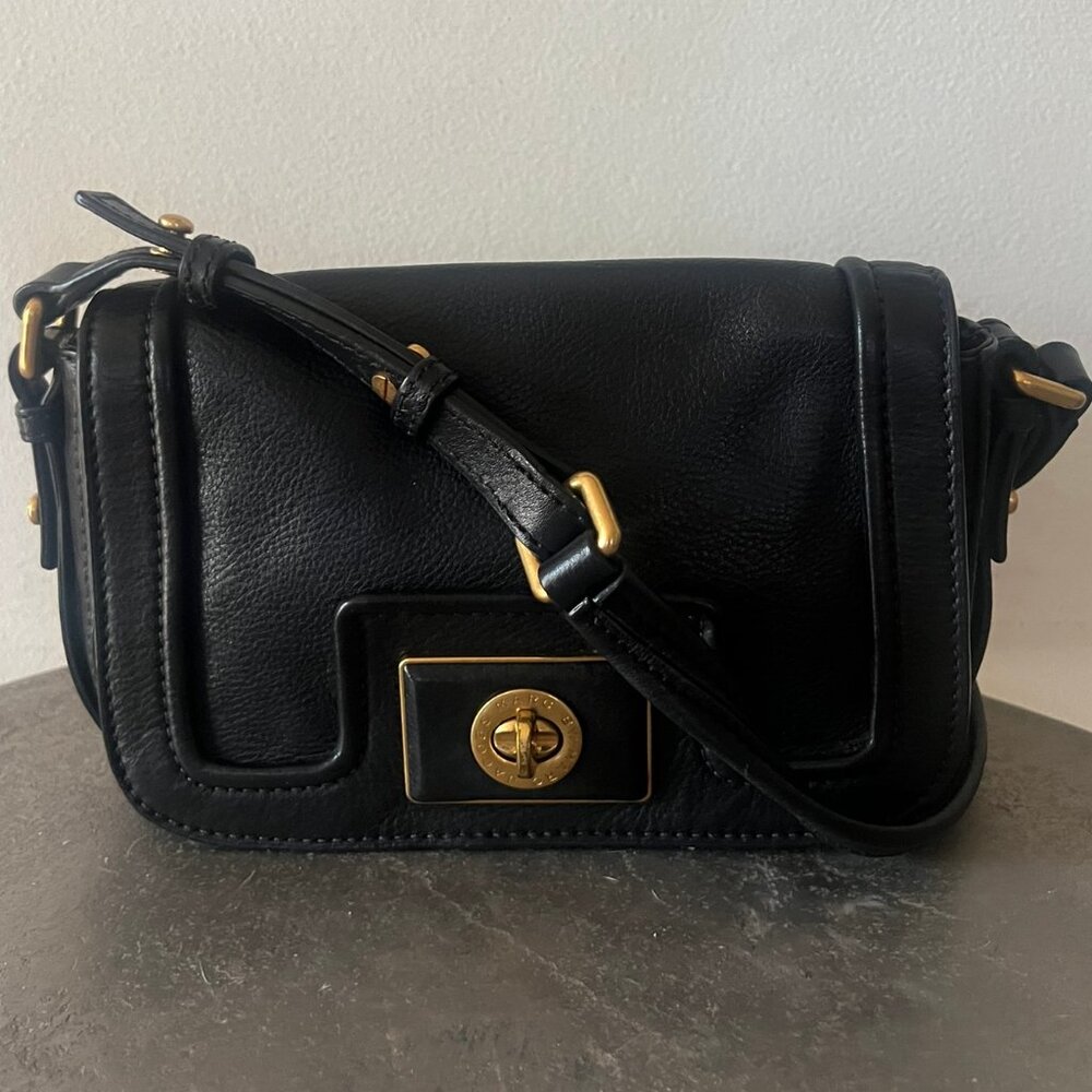 $228 MARC BY MARC JACOBS CROSSBODY SMALL FLAP TURNLOCK BAG